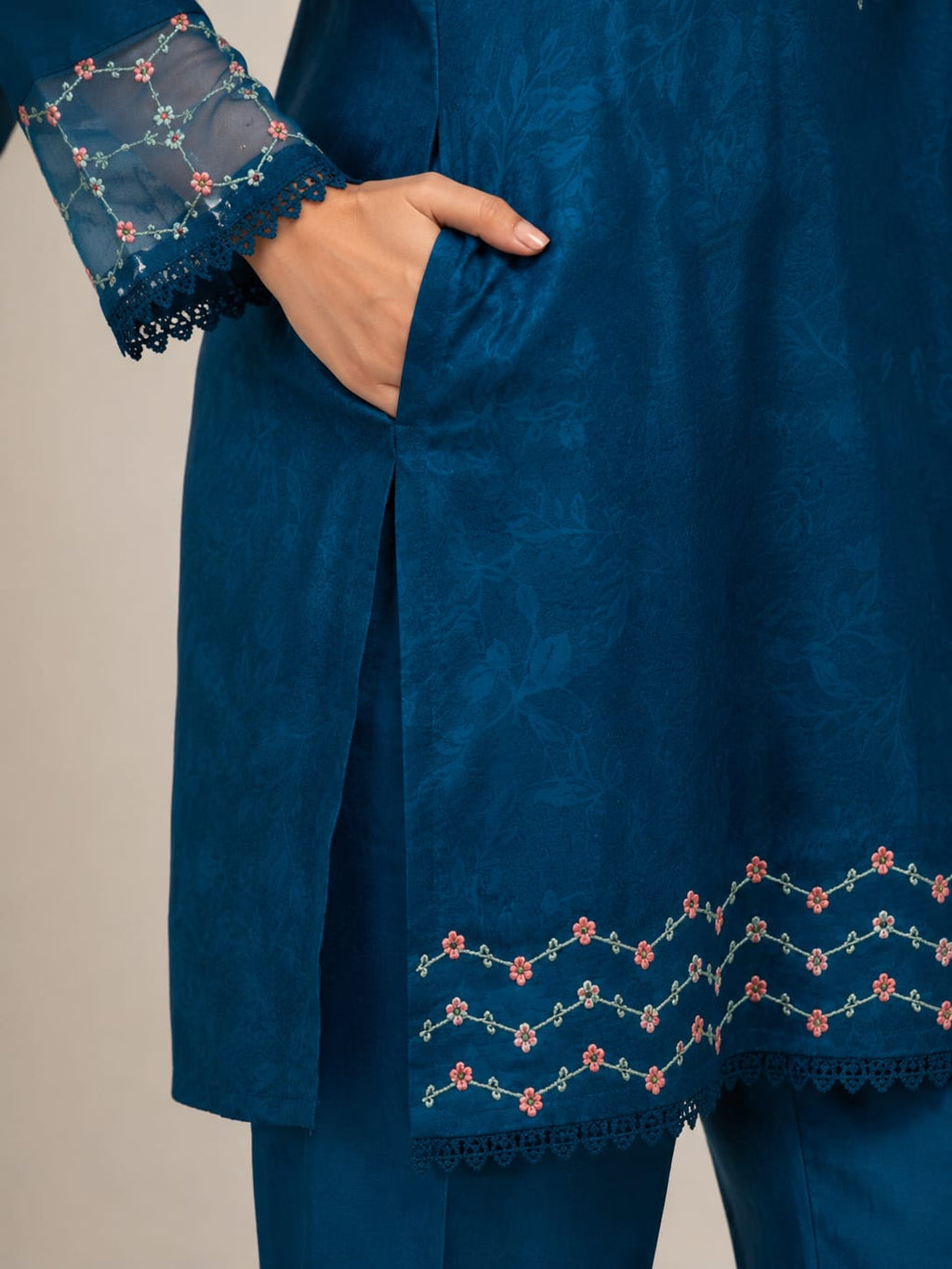 Aadhya - 3 Set Designer Kurta, Dupatta, Pant with Pocket