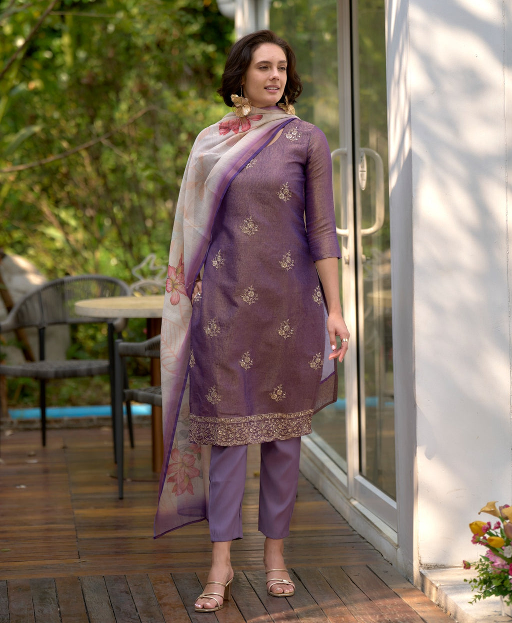 Anushka - Women's Traditional Indian Salwar Kameez