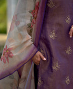 Anushka - Women's Traditional Indian Salwar Kameez