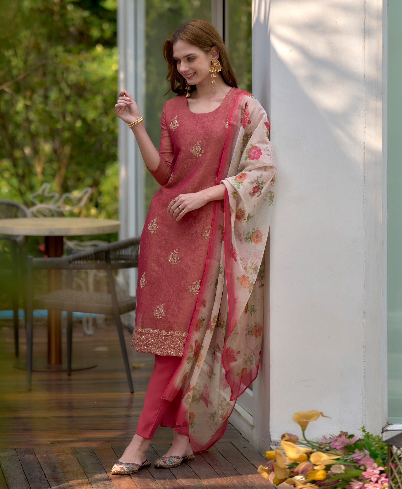 Aadhira - Women's Traditional Indian Salwar Kameez