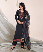 Kalyani - Women's Traditional Indian Salwar Kameez