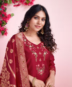 Saanvi - Traditional Indian Kurta Suit Set
