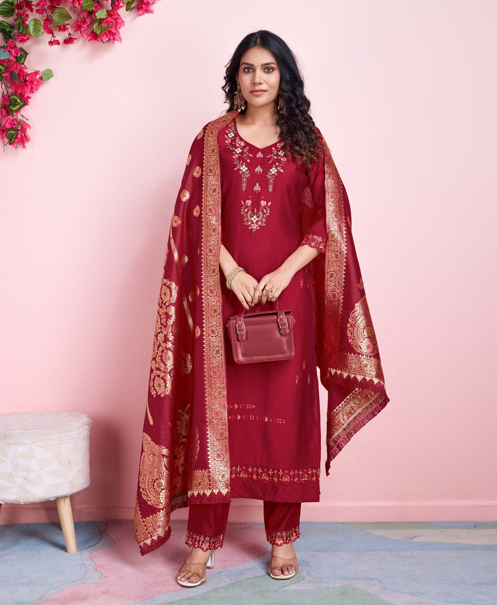 Saanvi - Traditional Indian Kurta Suit Set